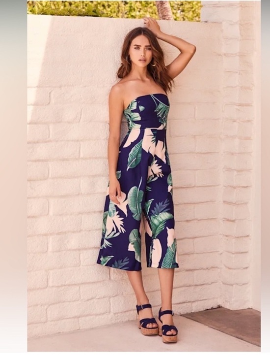 Lulus Pants - Lulus Rainforest Blooms Strapless Jumpsuit Small Navy Tropical Culotte Wide Leg